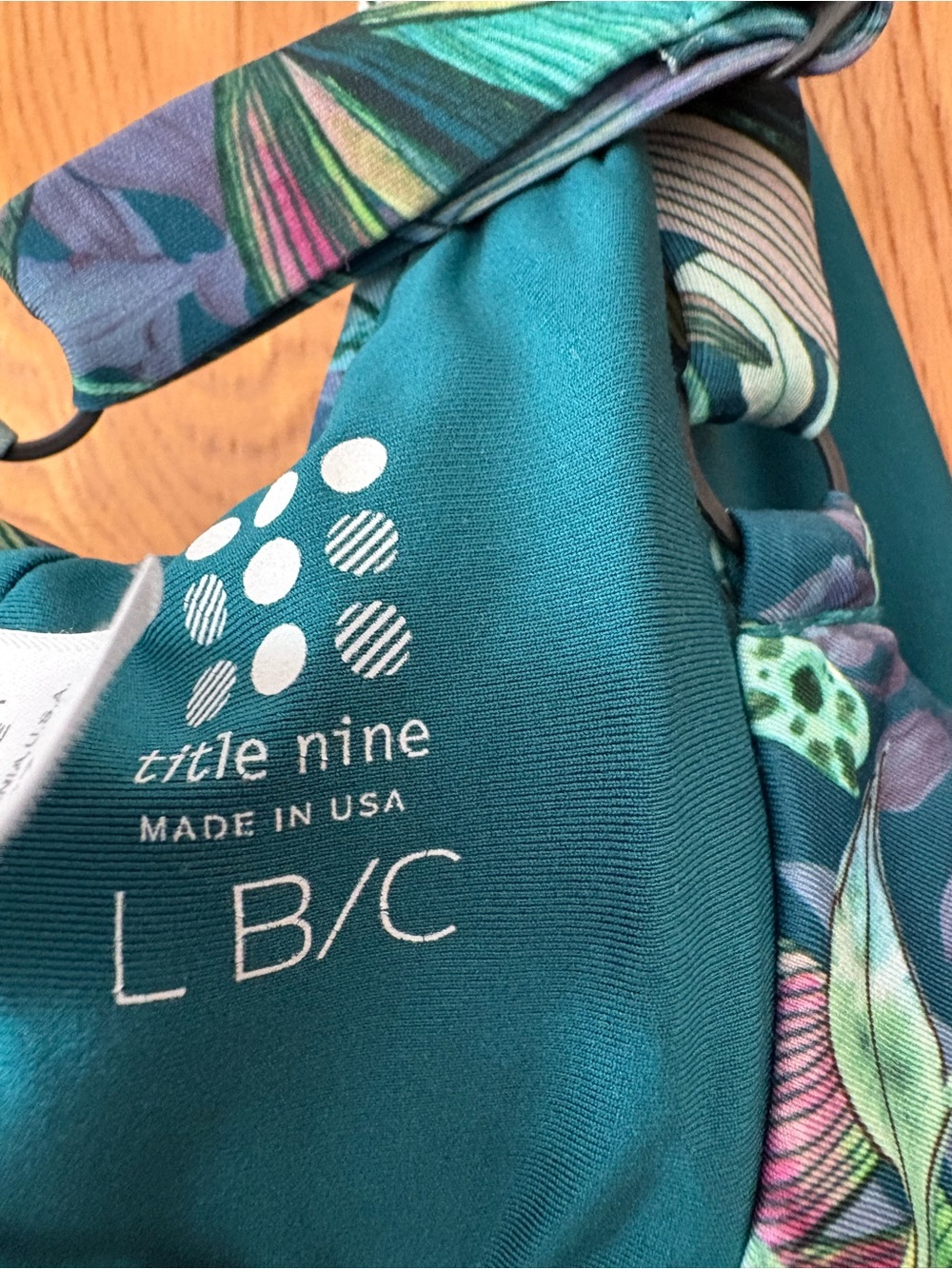 Title nine Teal Tropical Leaf Better One Piece Swimsuit - Monte Verde L (B/C) - Picture 7 of 12